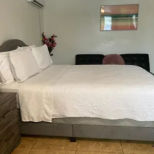 Cozy Studio…with Private Entrance , Las Vegas United States